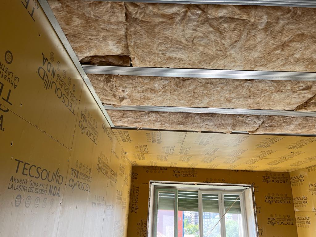 C - CONTROSOFFITTO insonorizzare stanza